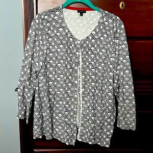 Talbots Sz. XL navy and white cardigan. Excellent condition.